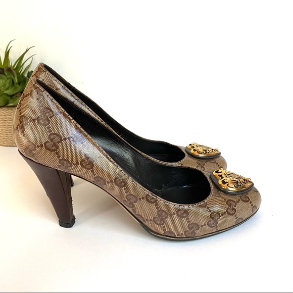 Gucci Shoes - Gucci hysteria GG logo canvas coated leather heels 38.5